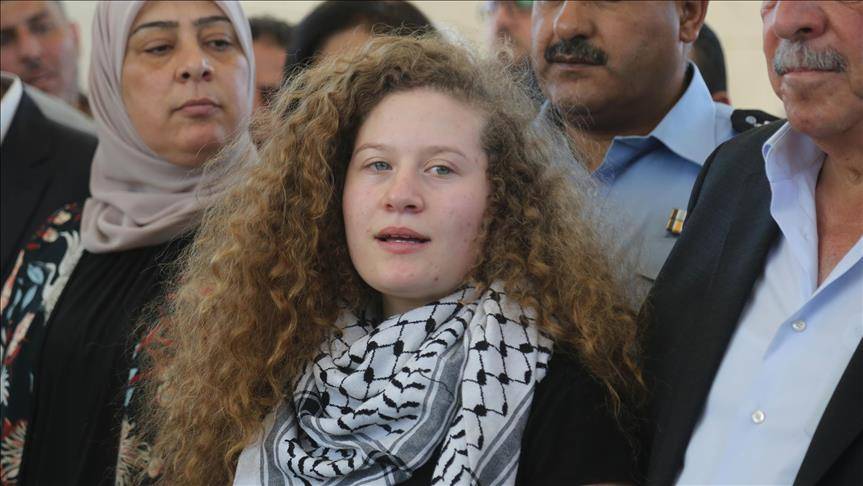 عهد التميمي تطالب بخروج الاحتلال الإسرائيلي من وطنها