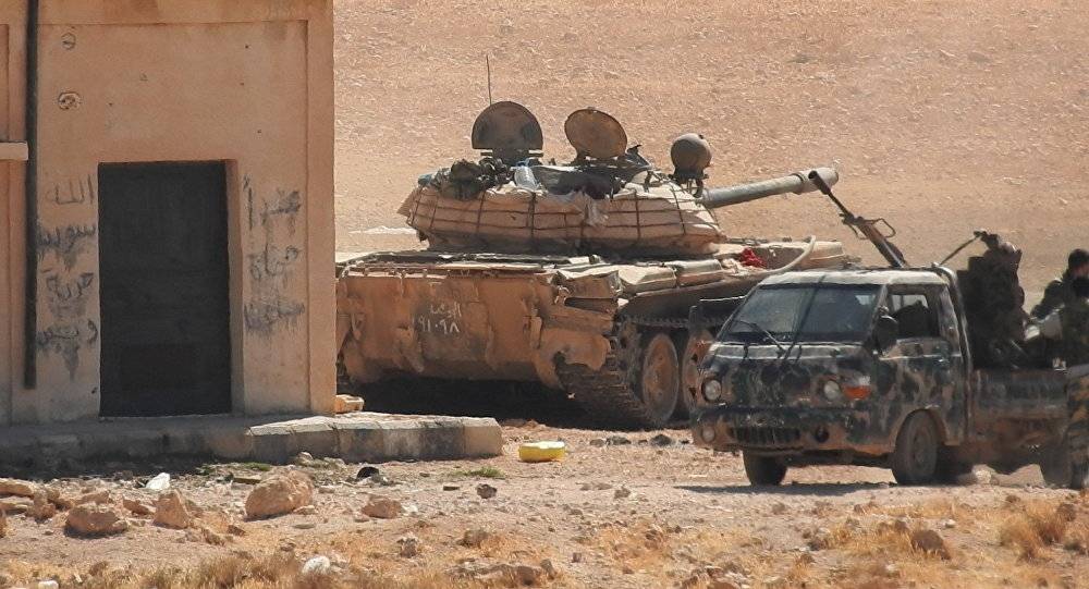 الجيش السوري يبدأ قصفا كثيفا من ريف اللاذقية باتجاه تجمعات مسلحي إدلب