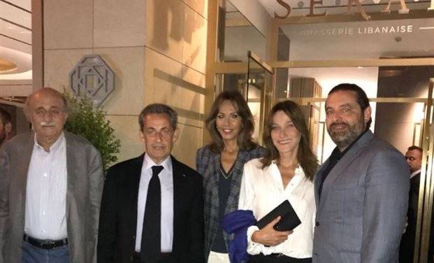 بالصورة.. عشاء يجمع جنبلاط وساركوزي والحريري