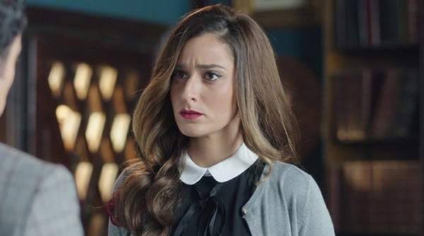 أمينة خليل: أيمن بهجت قمر تسبب بموافقتي على "البدلة"..وهذا رأيي بتامر حسني