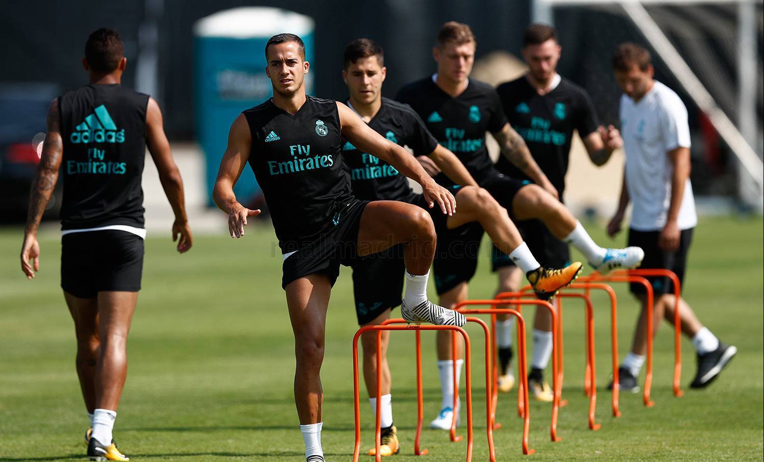 ريال مدريد يلغي تدريبه الأول في أميركا.. ماذا حدث؟!