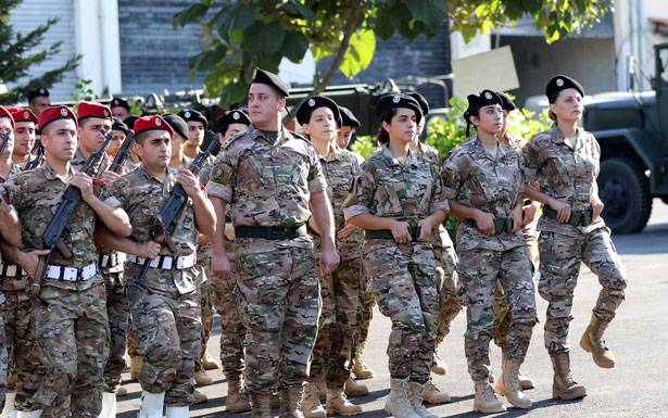 عيد الجيش : عرض عسكري في صيدا