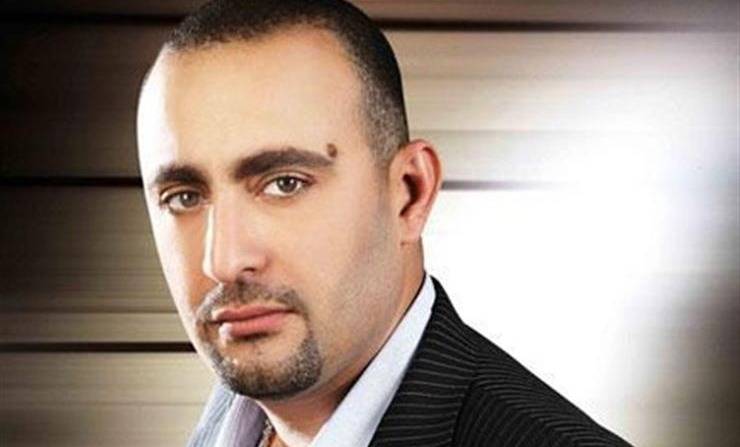 تفاصيل تكشف للمرّة الأولى.. أحمد السقا مكتئب ويقرّر الإعتزال؟!