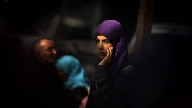 هل فتحت بريطانيا حقا باب الهجرة أمام نساء مصر؟