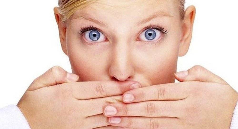 مركب لاذع يحمل "الحل السحري" للتخلص من رائحة الفم الكريهة