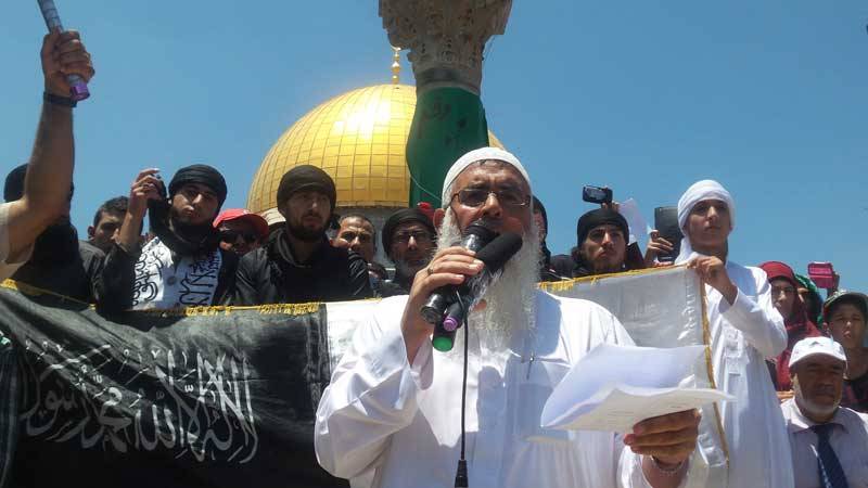 Het definitieve antwoord voor degenen die beweren dat wij niet verplicht zijn om de methode van de Profeet (صلى الله عليه وسلم) te volgen in het bereiken van de macht en het oprichten van een staat