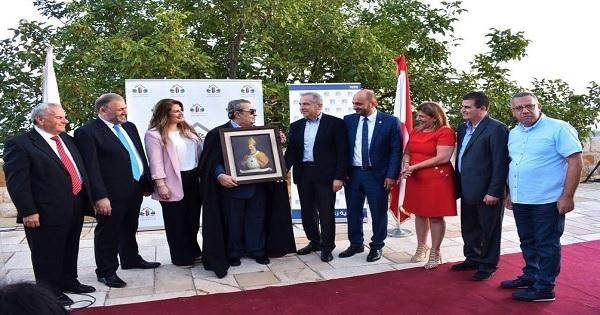 البيت الزغرتاوي كرم الفنان روميو لحود لفنه وزغرتاويته