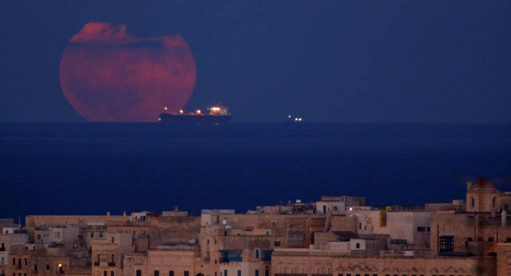 اليمن… الأمم المتحدة تسعى لتجنيب البحر الأحمر تسريبا نفطيا