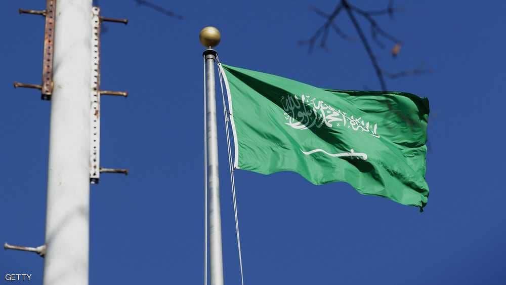 السعودية ترفض "الادعاءات الكندية" وتستدعي سفيرها