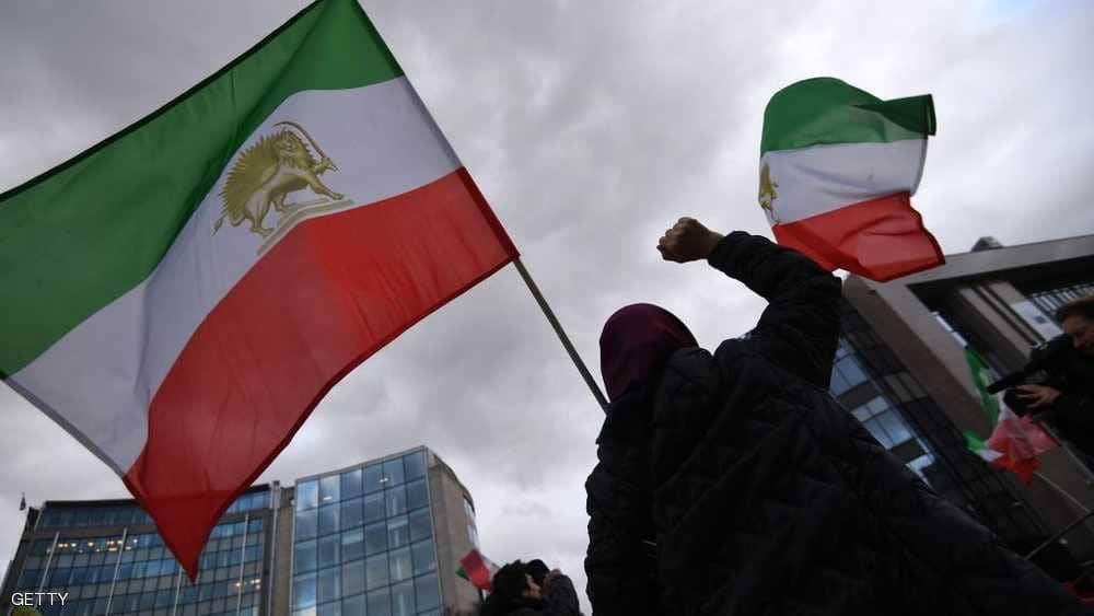 قلق كبير يجتاح الشوارع الإيرانية عشية العقوبات