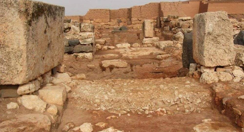 20 خبيراً أجنبياً ينقبون عن آثار إدلب وسوق تركية لابتلاع كنوزها