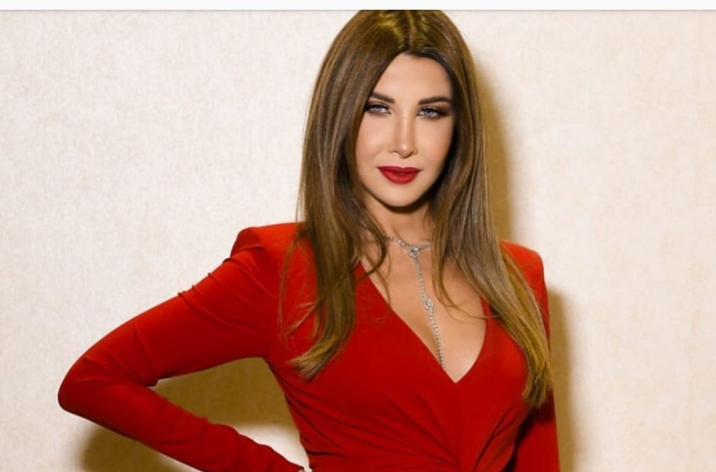 بالصور۔۔ نانسي عجرم تبدع في أعياد بيروت