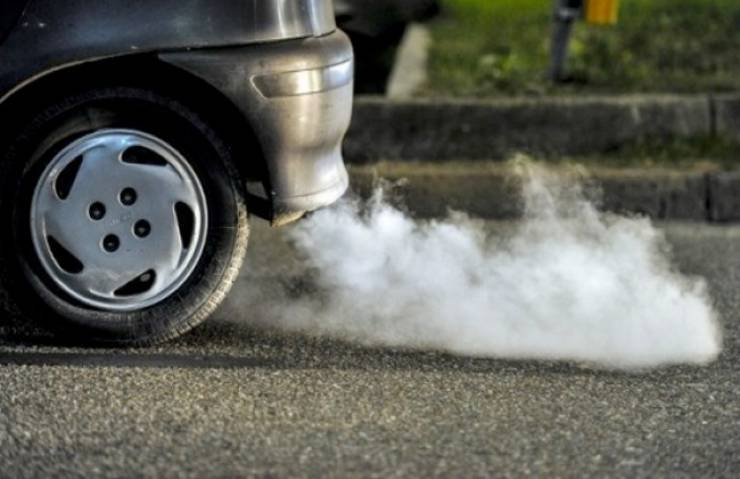 دراسة: تلوث الهواء يعادل ارتفاع الكولسترول!