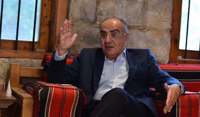 سعيد للحريري: انتبه