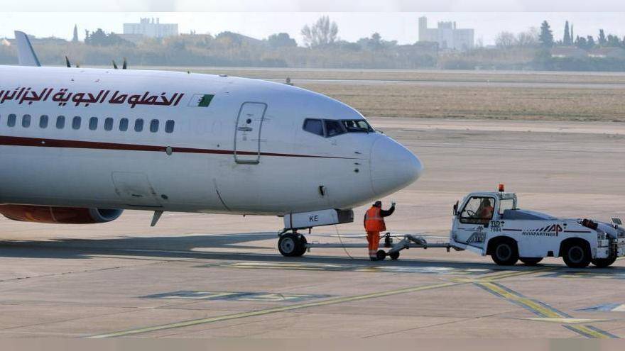 لماذا شددت الخطوط الجزائرية الرقابة على الرحلات المتجهة إلى الإمارات وقطر وتركيا؟