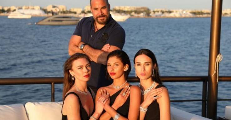 هكذا احتالت زوجة رئيس وزراء ماليزيا السابق على لبناني بـ14 مليون دولار!