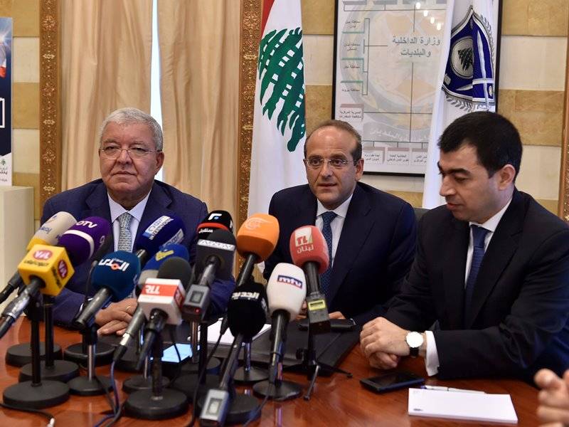 المشنوق مهدداً اصحاب المولدات.. القوى الأمنية جاهزة!