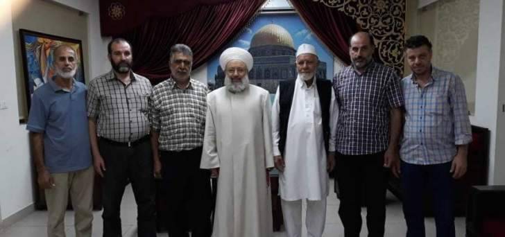 وفد من المبادرة الشعبية الفلسطينية طالب ماهر حمود بالتدخل لمعالجة قضية النفايات بمخيم عين الحلوة