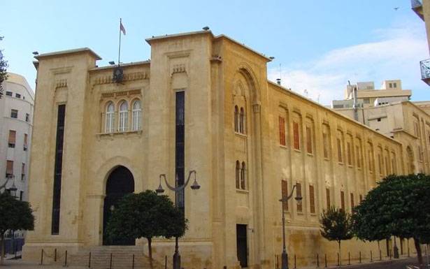 لا حكومة بين عيدي السيدة والاضحى رغم ايجابية التشاور