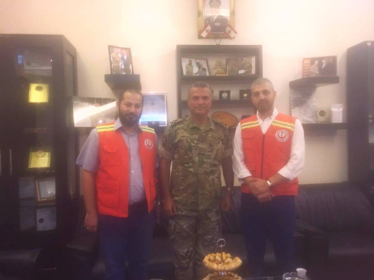 وفد جهاز الطوارئ والإغاثة زار قائد منطقة الشمال العسكرية مهنئا بعيد الجيش