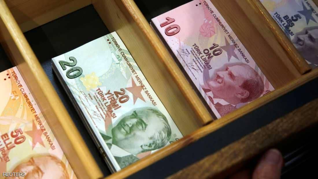 بيان "استغاثة" من رجال الأعمال في تركيا عقب انهيار الليرة