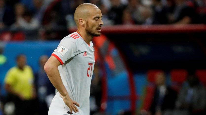 سيلفا لاعب وسط اسبانيا يعتزل دوليا