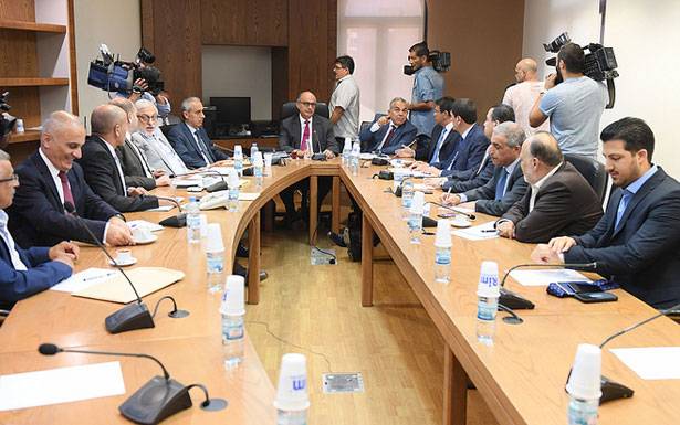 دعوة كّلّ الوزراء والإدارات المعنيين في 28 الجاري
«لجنة الأشغال» أوصت بقمع التعديّات على مجرى
نهر الليطاني ودرس الوضع البيئي لبحيرة القرعون