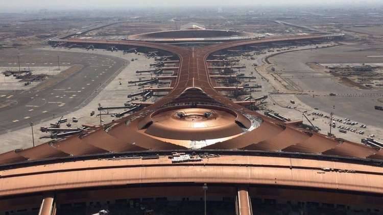 السعودية تعلق رحلات الحجاج القادمة إلى مطار الملك عبد العزيز بجدة