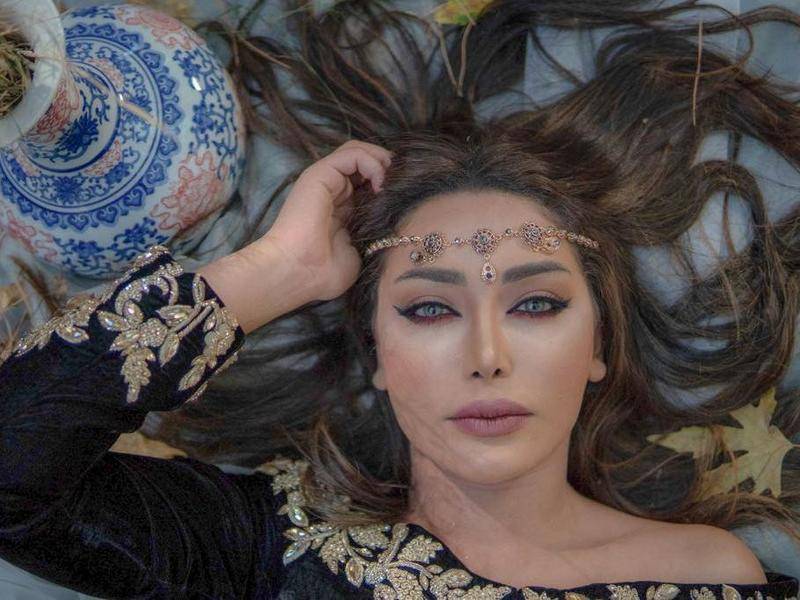 كاميليا ورد تطلق كليب "العشق كواني"