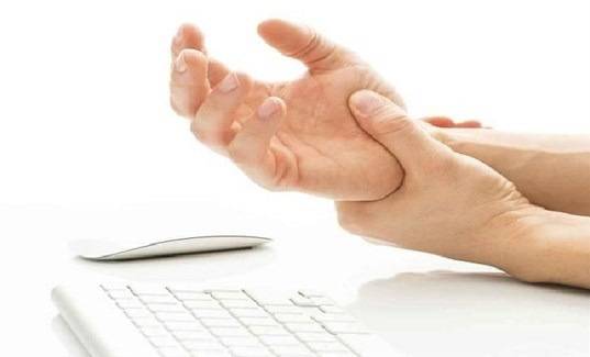 متى يستدعي تنميل اليد زيارة الطبيب؟