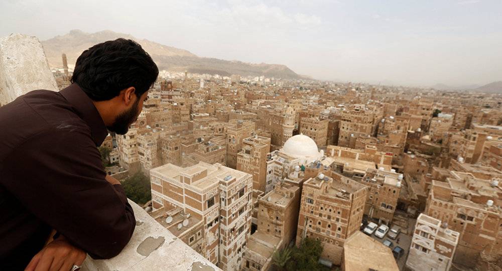 "أنصار الله" تعلن القبض على "عميل" قدم للتحالف معلومات خطيرة