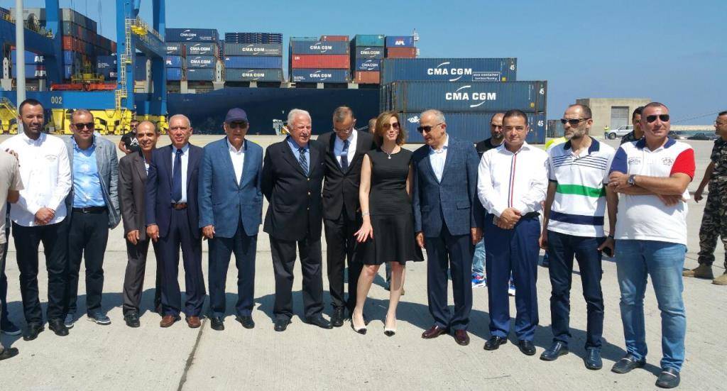 استقبال سفينة الحاويات الضخمة CMACGM NERVAL في مرفأ طرابلس نحاس ودرويش وجمالي: لتصبح المدينة على خريطة الملاحة البحرية العالمية