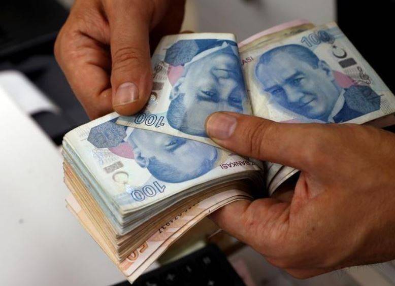 وكالة الإشراف المصرفي في تركيا توسع قيودا على تعاملات المشتقات
