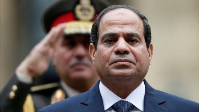 السيسي يُصادق على قانون تشديد الرقابة على الإنترنت