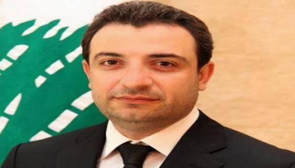 فضيحة جديدة يكشفها ابو فاعور... أدوية للنحل تالفة في الاسواق