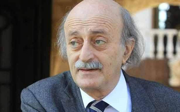 جنبلاط : أتمنّى على الحزبيين والمناصرين أن لا ينفعلوا مهما قيل