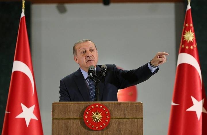 أردوغان في رسالة العيد: لا فرق بين من يهاجم اقتصادنا وصوت آذاننا وعلمنا