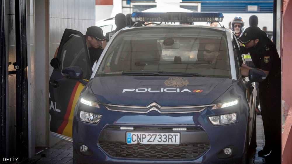 "هجوم إرهابي" في برشلونة والشرطة تقتل منفذه