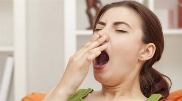 لا تكبت التثاؤب.. فهو يمنح النشاط