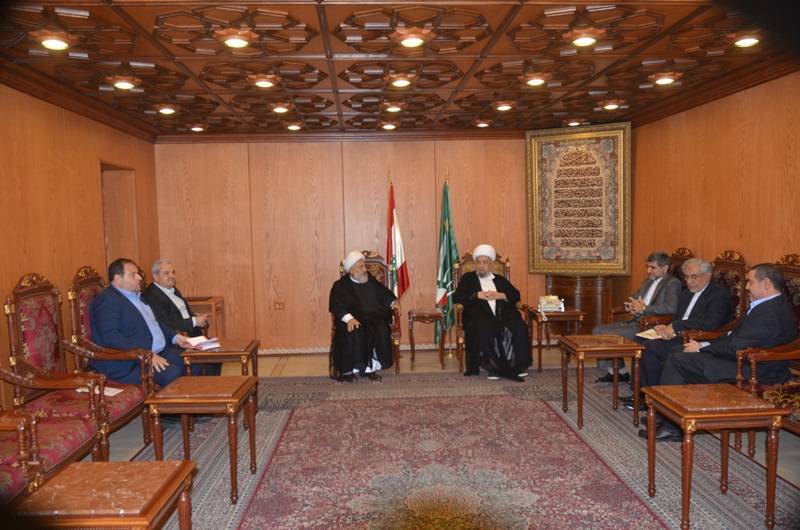 قبلان استقبل فيروز نيا: بحكمة وشجاعة قيادتها وشعبها ستنتصر ايران على المؤامرات