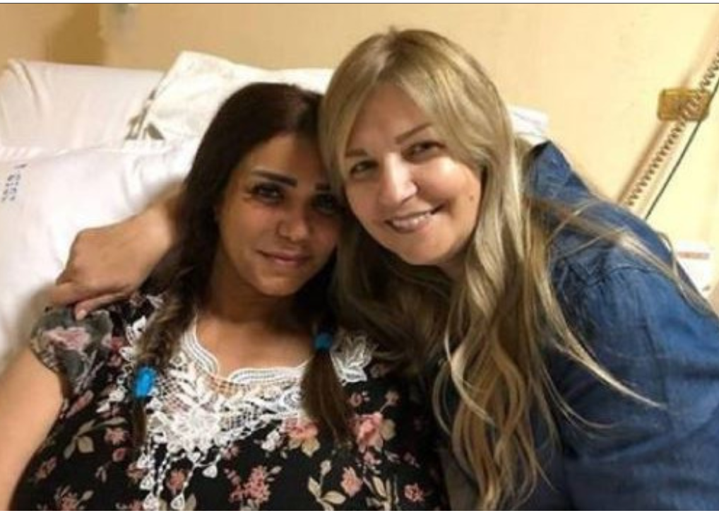 بعد تعرضها لحادث مروع.. أول صور لنجمة برنامج "آراب أيدول" من المستشفى !