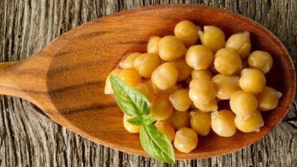 إذا عرفت فوائد الحمص الـ5.. ستضيفه إلى جميع وجباتك!
