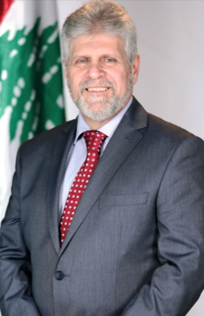 الأبيض هنأ اللبنانيين بالاضحى