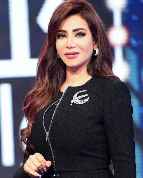 لجين عمران تخرح عن صمتها وتعترف: هذا ليس إبني !