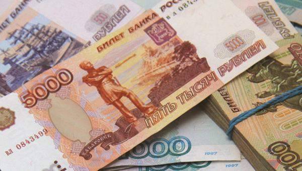 الجنيه الإسترليني يرتفع بنسبة 0.22% أمام الدولار