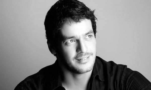 خالد أبو النجا يواصل دعمه للمثلية الجنسية !