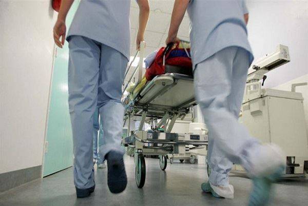 تقيّؤ وإغماء وهلع... ماذا حصل مع اللبنانيين العائدين من الحج في مديوغوريه؟