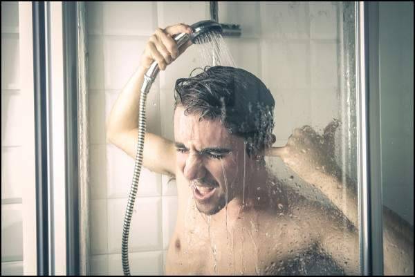 هذه فوائد الإستحمام بالماء البارد