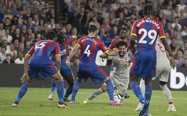 كلاتينبرغ : اوليفر كان محقاً في احتساب ركلة جزاء لمحمد صلاح