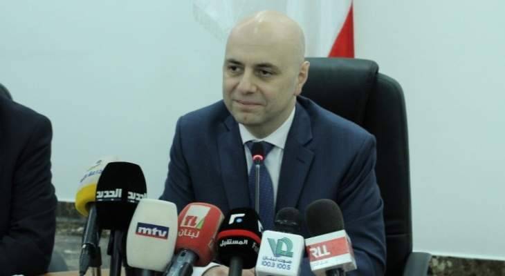 حاصباني لخوري: نتمنى الإبقاء على لغة محترمة في التخاطب